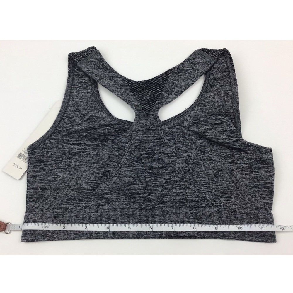 Seamless Sports Bra - Picture 4 of 7